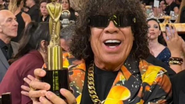 Córdoba brilló en los Martín Fierro de la Música: homenaje a La Mona y triunfos del cuarteto