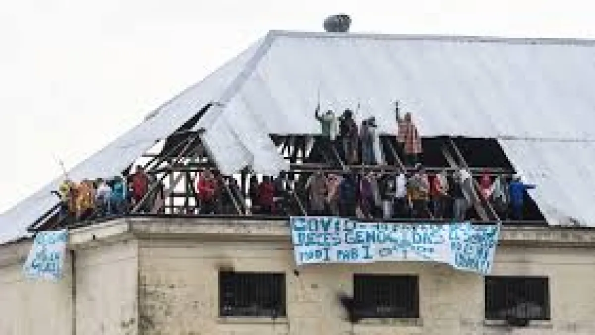 Estalló un motín en la cárcel de Devoto: "Queremos que vengan los medios, sino esto no se va a calmar", manifestaron los presos