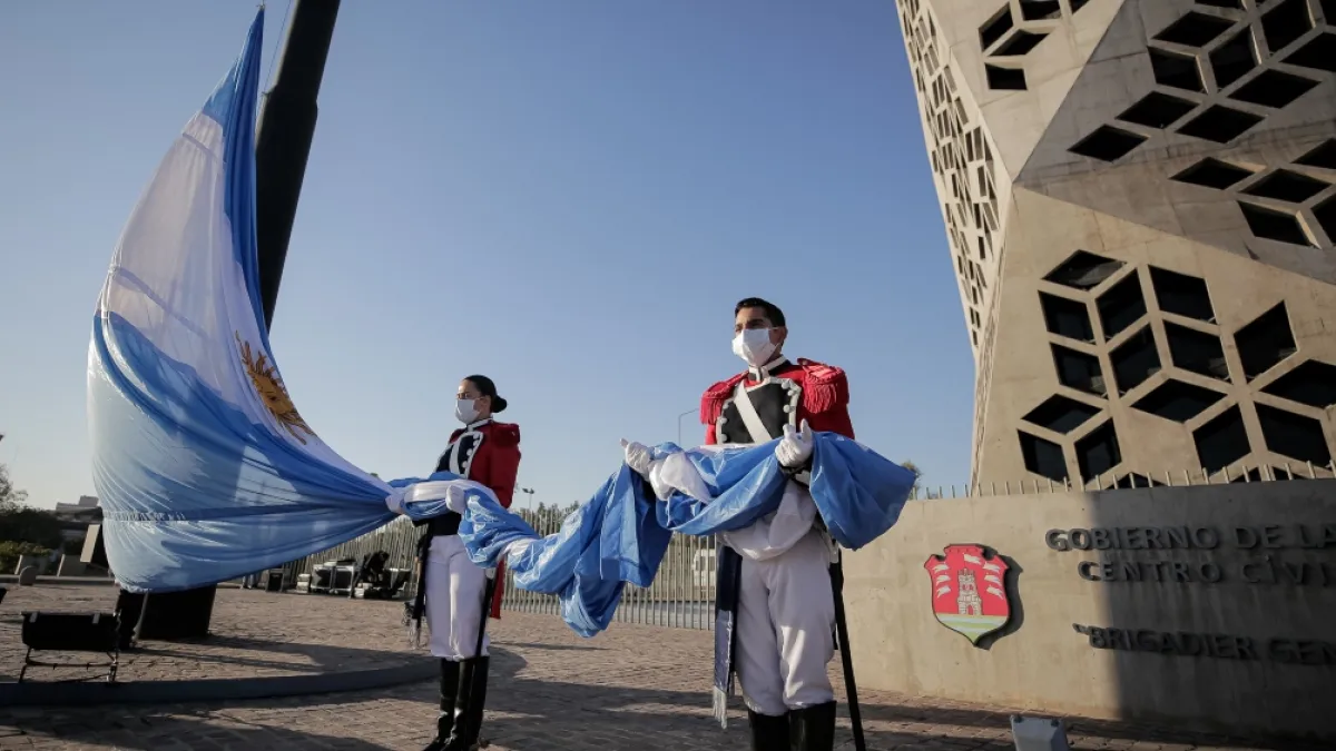 La Provincia conmemoró el Día de la Bandera