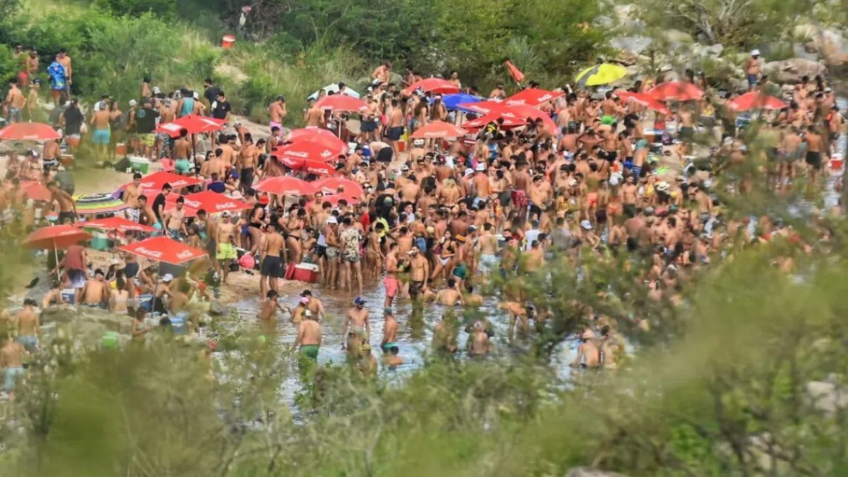 Nuevo desborde de turistas en los balnearios