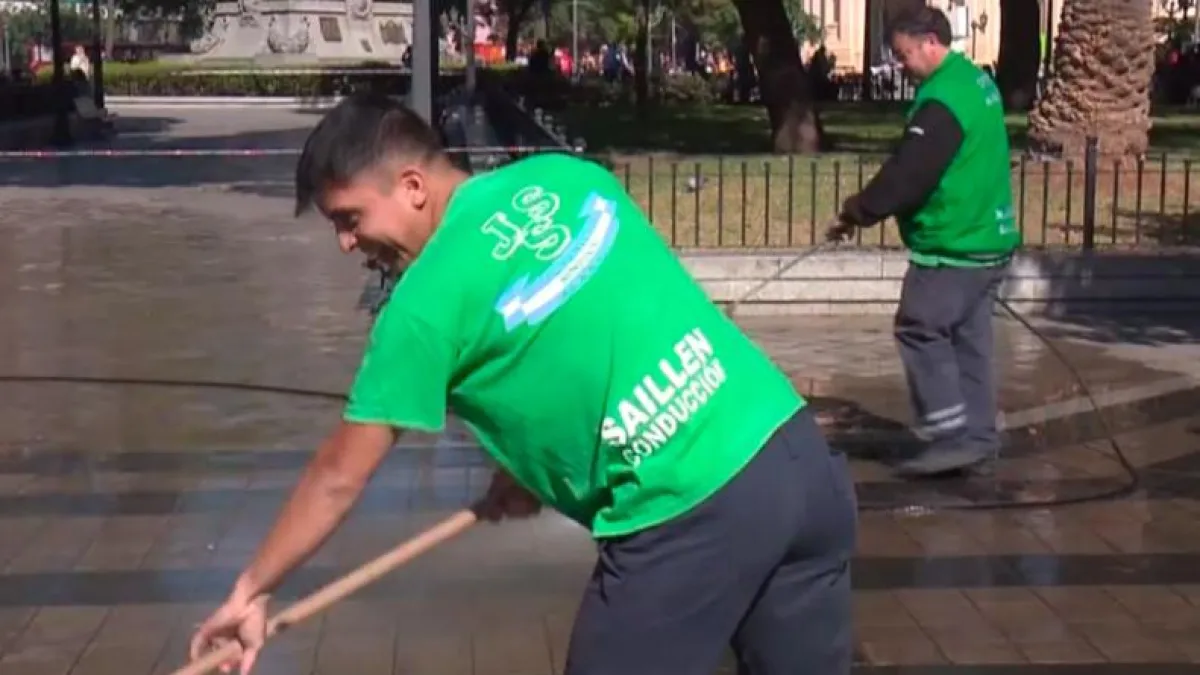 El Surrbac celebra el Día del Trabajador junto a la Mona Jiménez