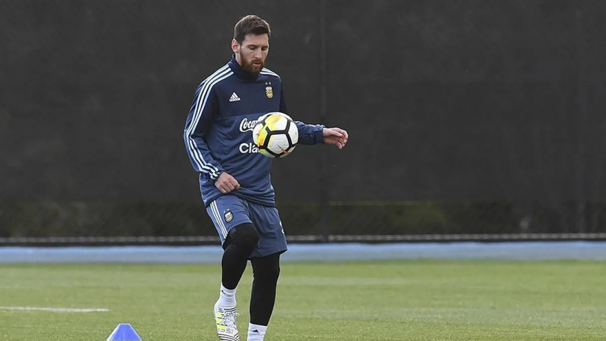 Leo Messi ya está en el predio de Ezeiza con la Selección