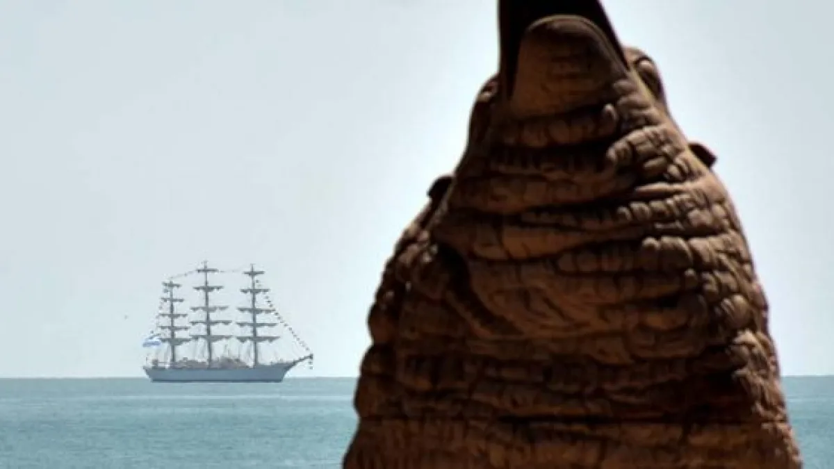 La Fragata Libertad llegó a Mar del Plata y permanecerá hasta el domingo