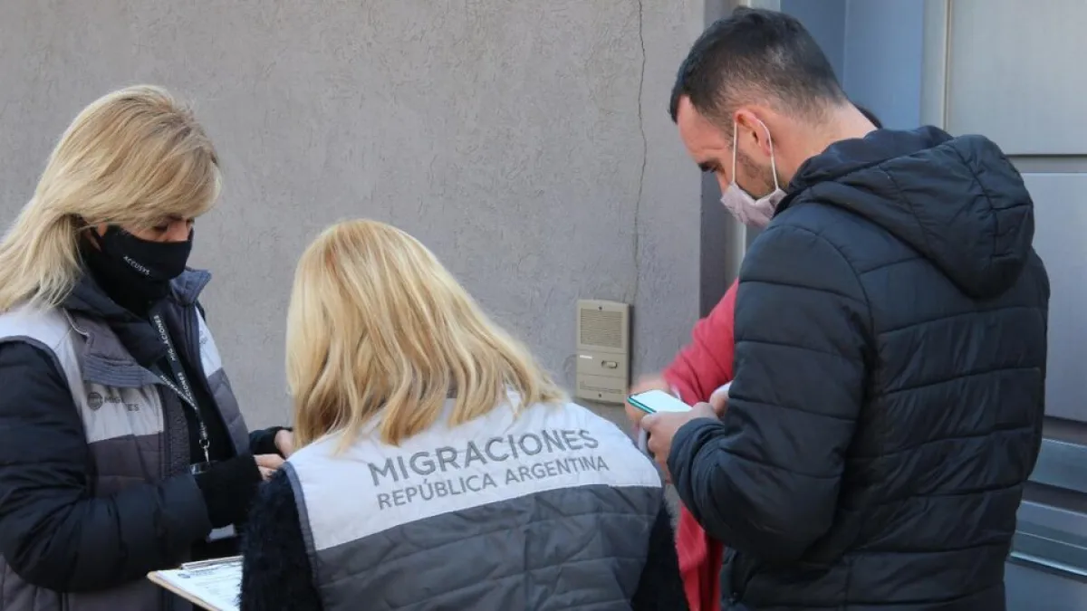 Covid-19: Migraciones denunció a 144 personas por incumplir la cuarentena