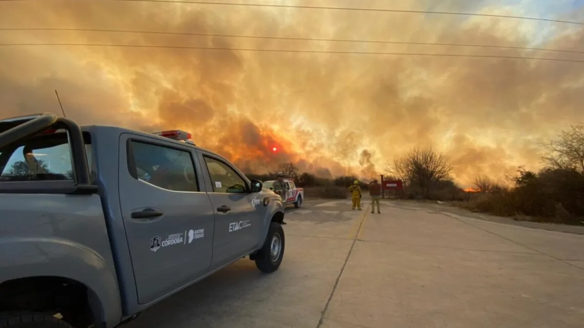 Contuvieron el incendio en La Perla y los autores estarían identificados