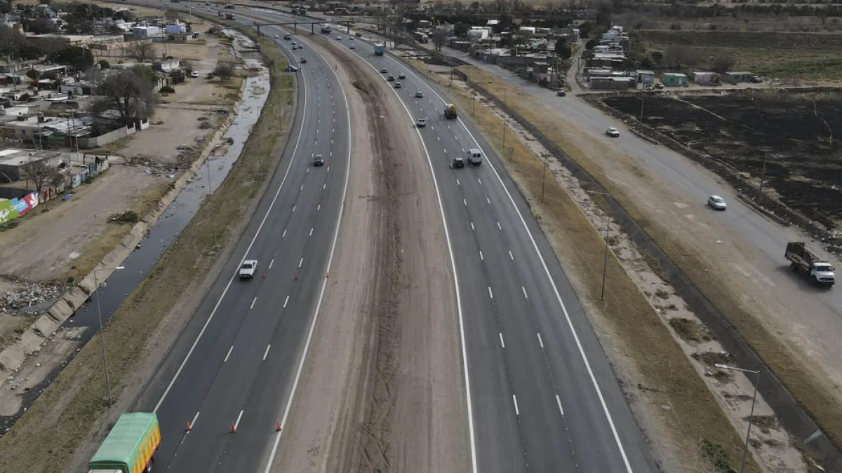 La Provincia habilitó otro tramo del tercer carril de Circunvalación