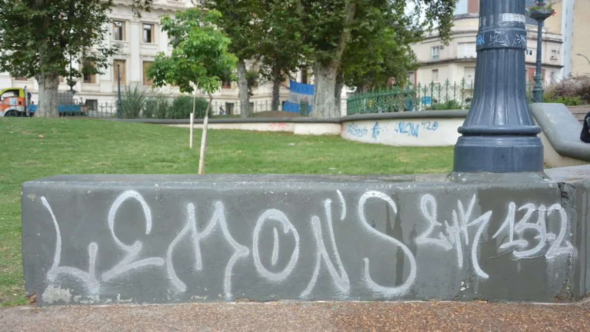 La Municipalidad denuncia hechos de vandalismo en el Paseo Sobremonte