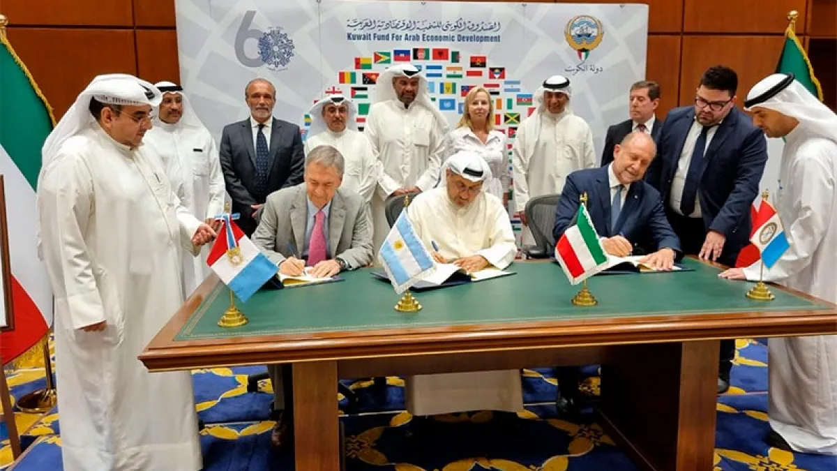 Schiaretti y Perotti firmaron en Kuwait el crédito para iniciar el acueducto Santa Fe – Córdoba