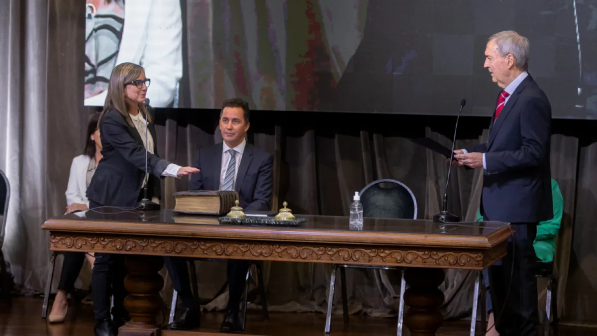 Gabriela Barbás asumió como ministra de Salud