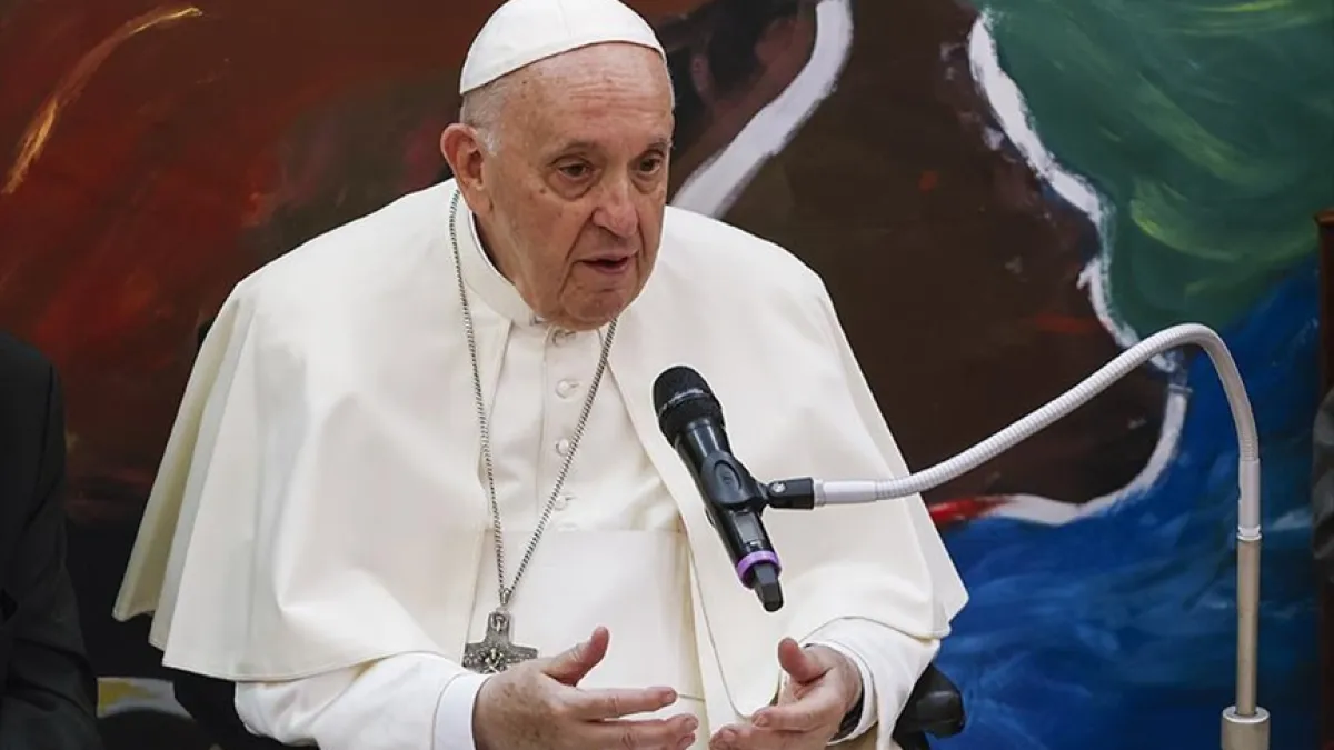 El papa Francisco presenta un libro sobre su pontificado
