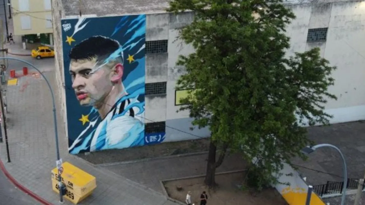 La figura del Cuti Romero ya es parte del paisaje urbano de la ciudad