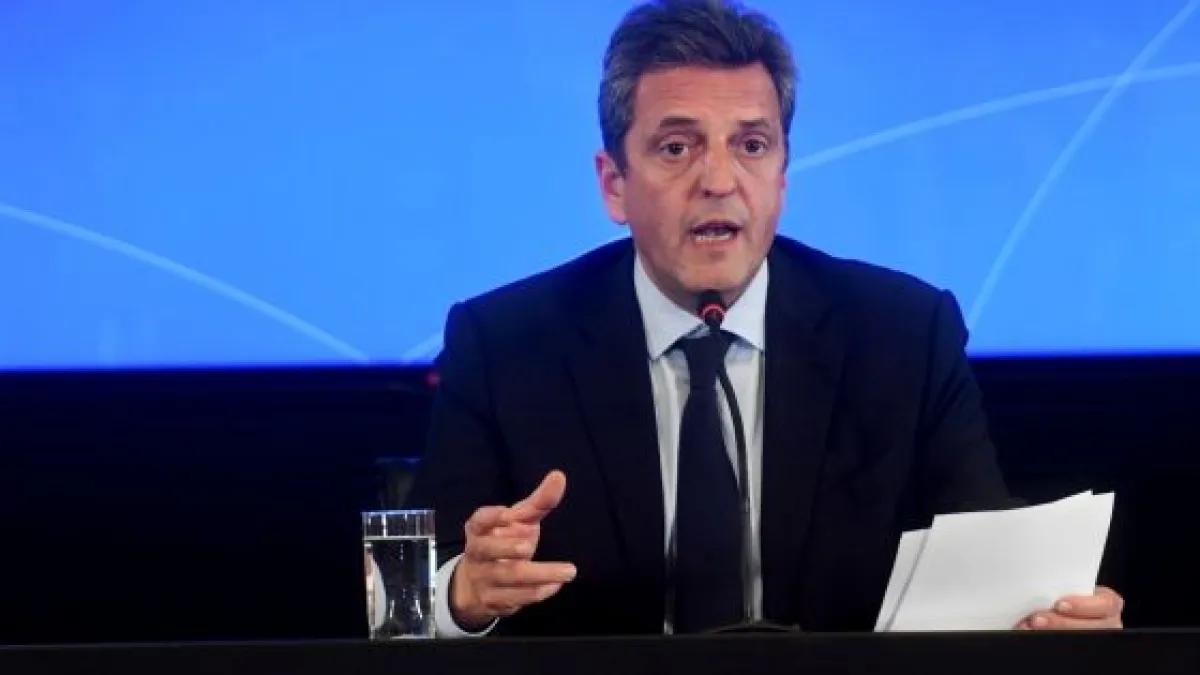 Massa presentó una denuncia penal para que se investiguen los incendios que originaron el corte de luz