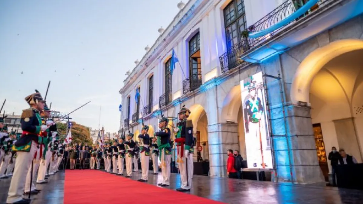 Esta tarde, el Cabildo se viste de fiesta con "El Sol del 25 se Viene Asomando"