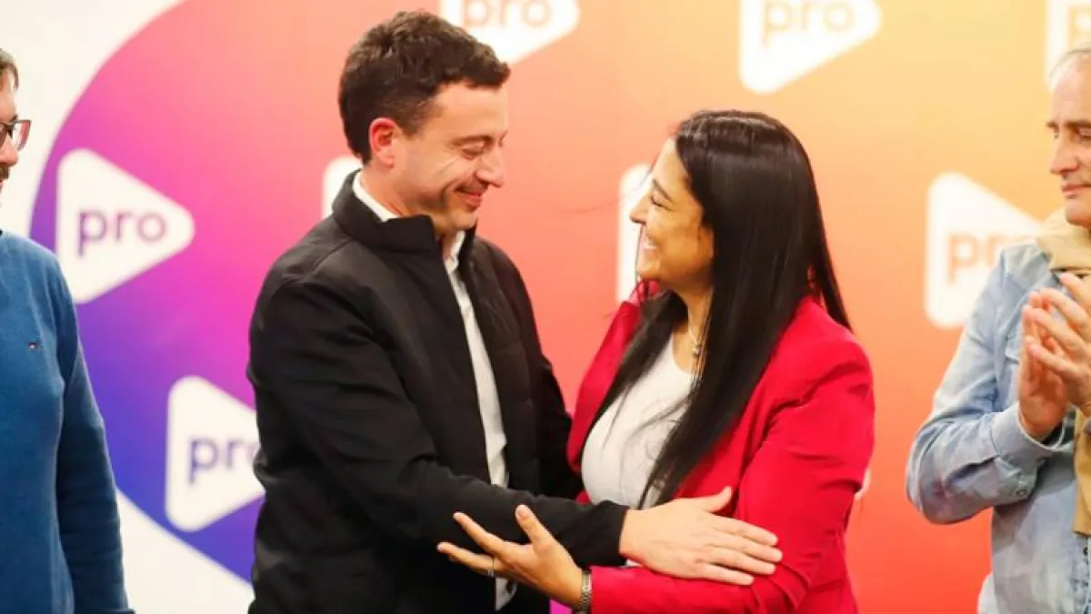 De Loredo oficializó a Soher El Zukaria como compañera de fórmula