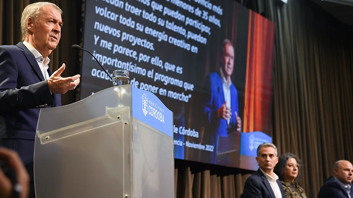 Schiaretti pidió destinar el 2% del PIB a ciencia y tecnología