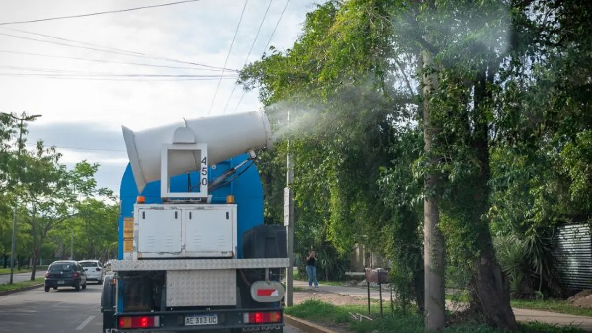 Dengue: hoy fumigan en la zona suroeste de la ciudad