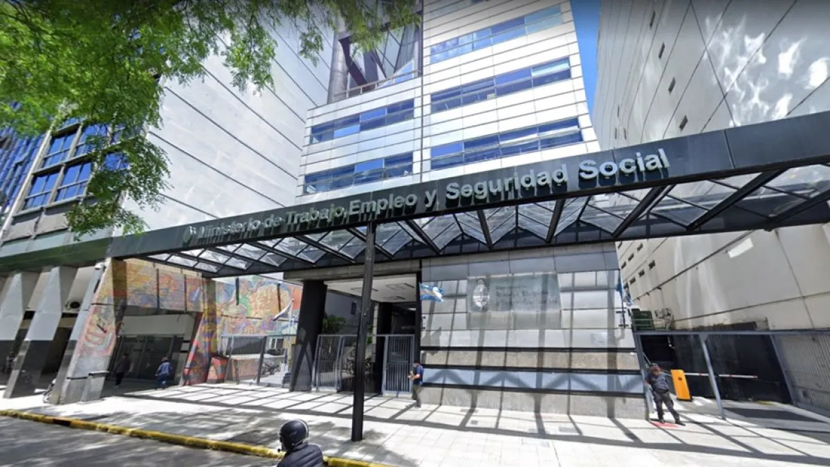 El Consejo del Salario se reúne y habrá protestas de organizaciones sociales