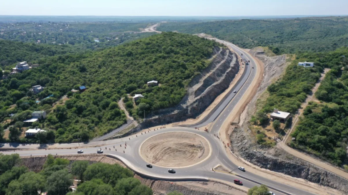 La Autovía Calamuchita presenta un avance del 88%