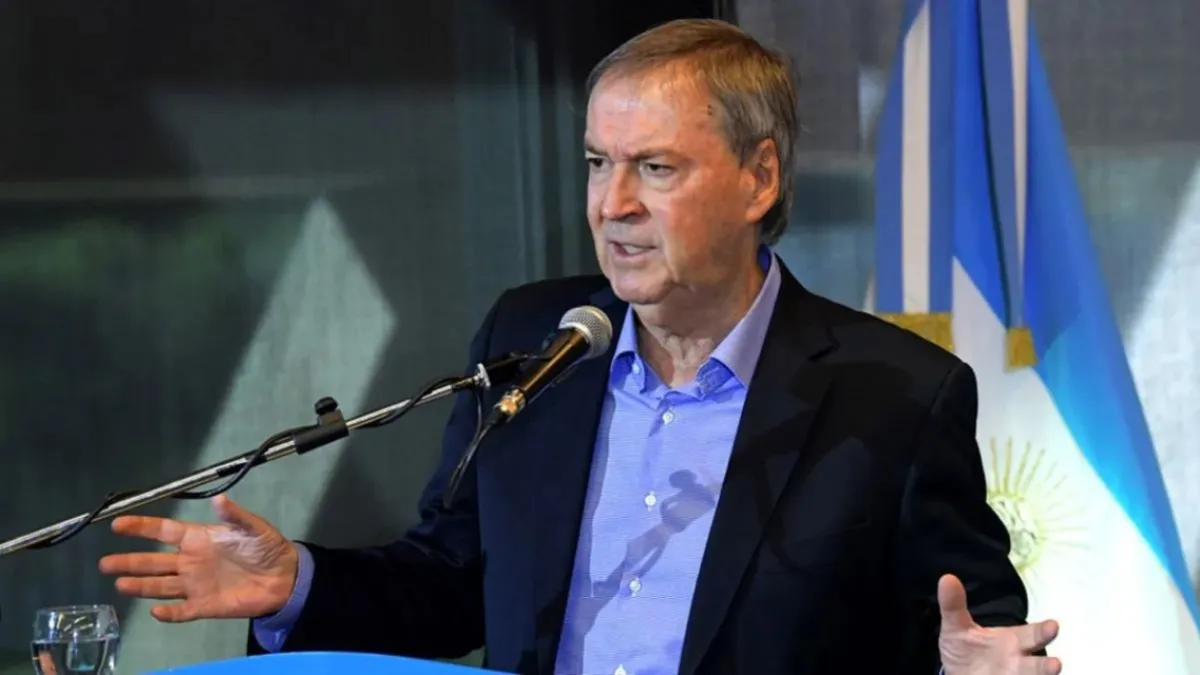Juan Schiaretti envió un mensaje por el Día de la Memoria: "Nunca más a una dictadura genocida"
