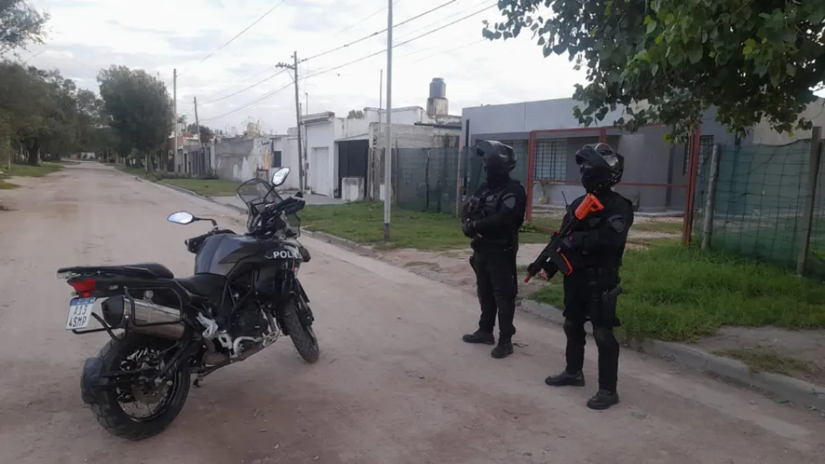Dos hombres resultaron detenidos por efectuar disparos en la vía pública