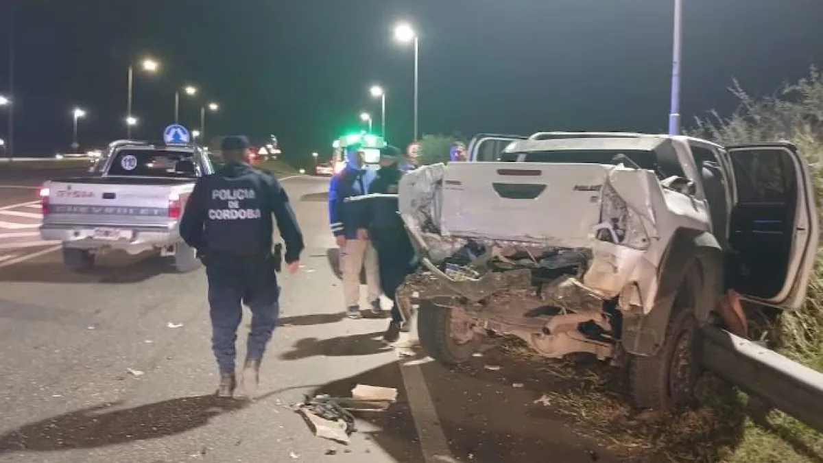 Un intendente cordobés sufrió un impactante accidente en la ruta y está grave