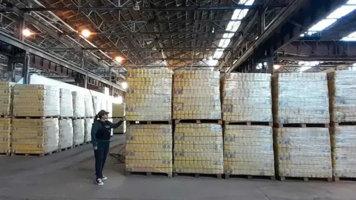 El Gobierno distribuirá desde este martes los alimentos almacenados