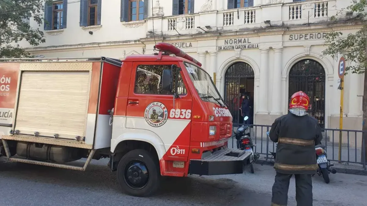 Fuga de gas en el colegio Garzón Agulla: cinco estudiantes intoxicados
