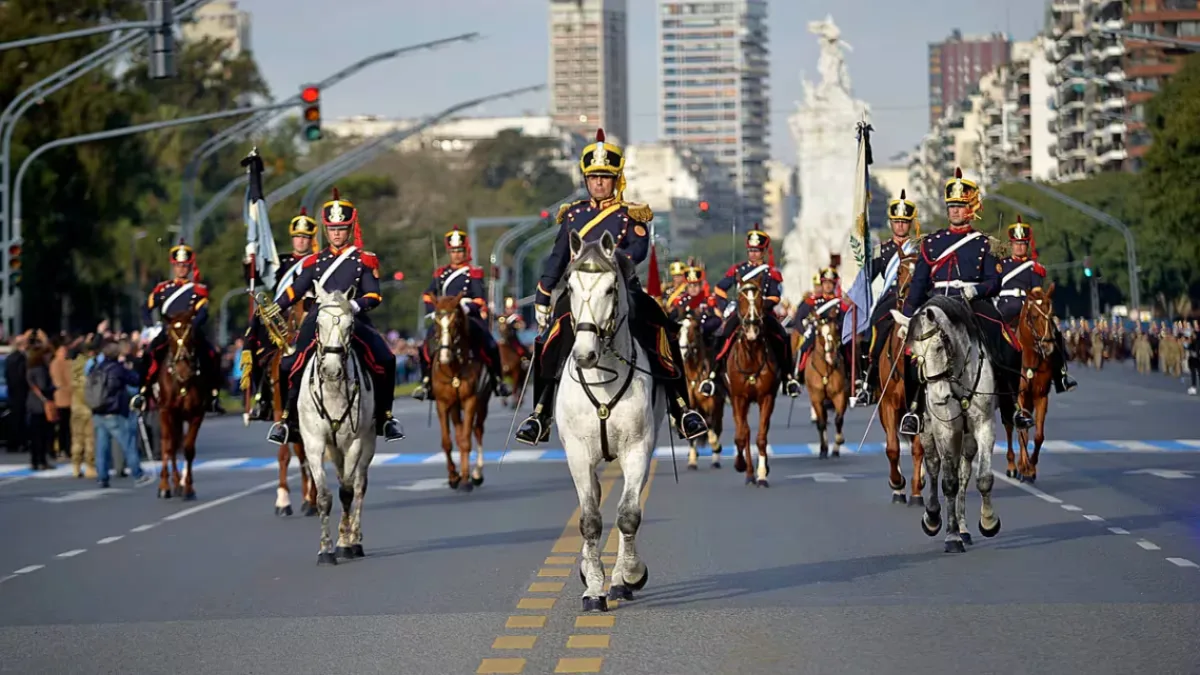 El Gobierno nacional convocó a un mega desfile militar para celebrar el 9 de julio