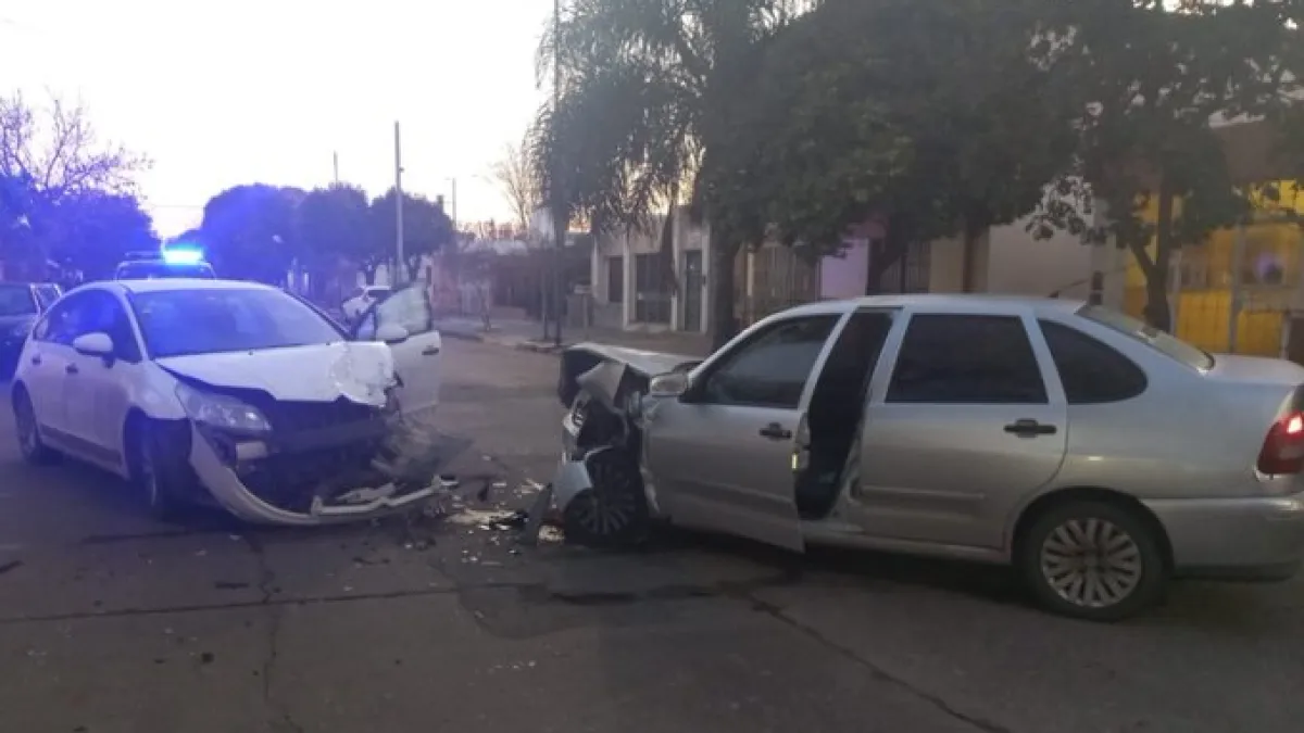 Tres niños y un adulto resultaron heridos en un siniestro de tránsito