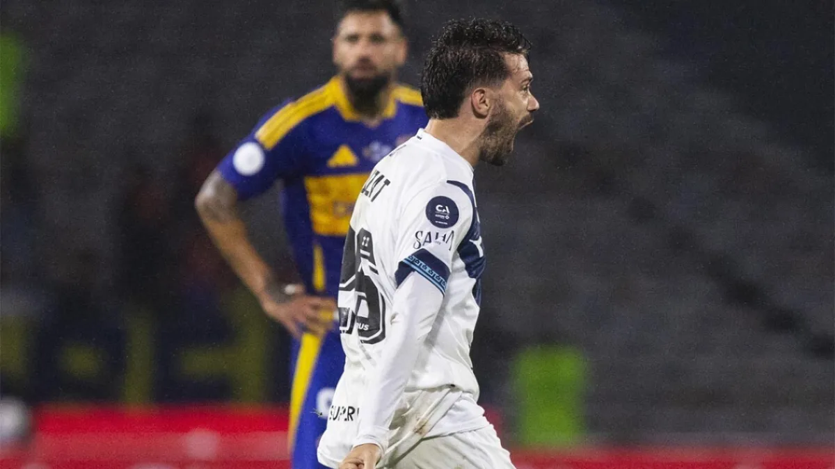 Vélez le ganó 4 a 3 a Boca en un partidazo y es finalista
