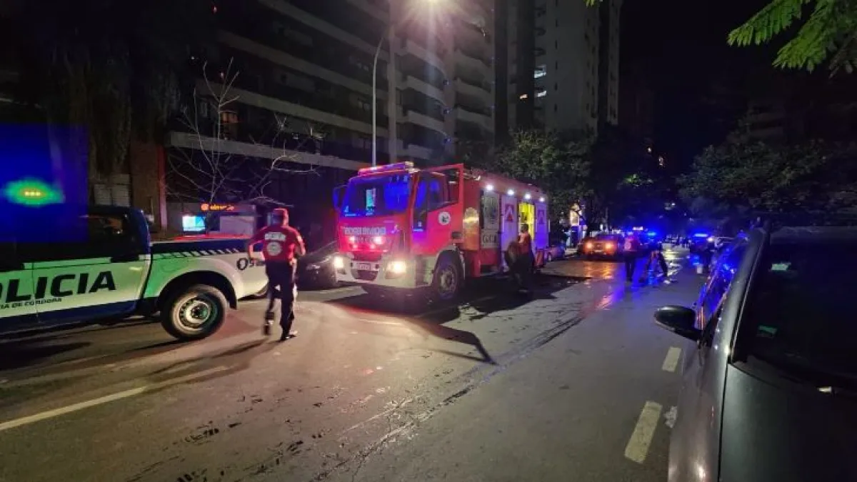 Un incendio se desató en un edificio de barrio Nueva Córdoba