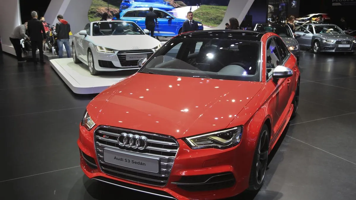 Bajan impuestos a los autos eléctricos y de alta gama
