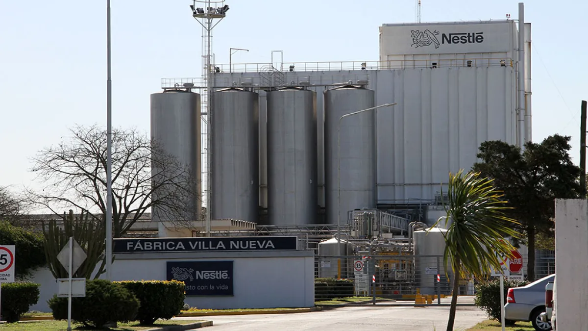 Nestlé paraliza su planta en Villa Nueva por un mes