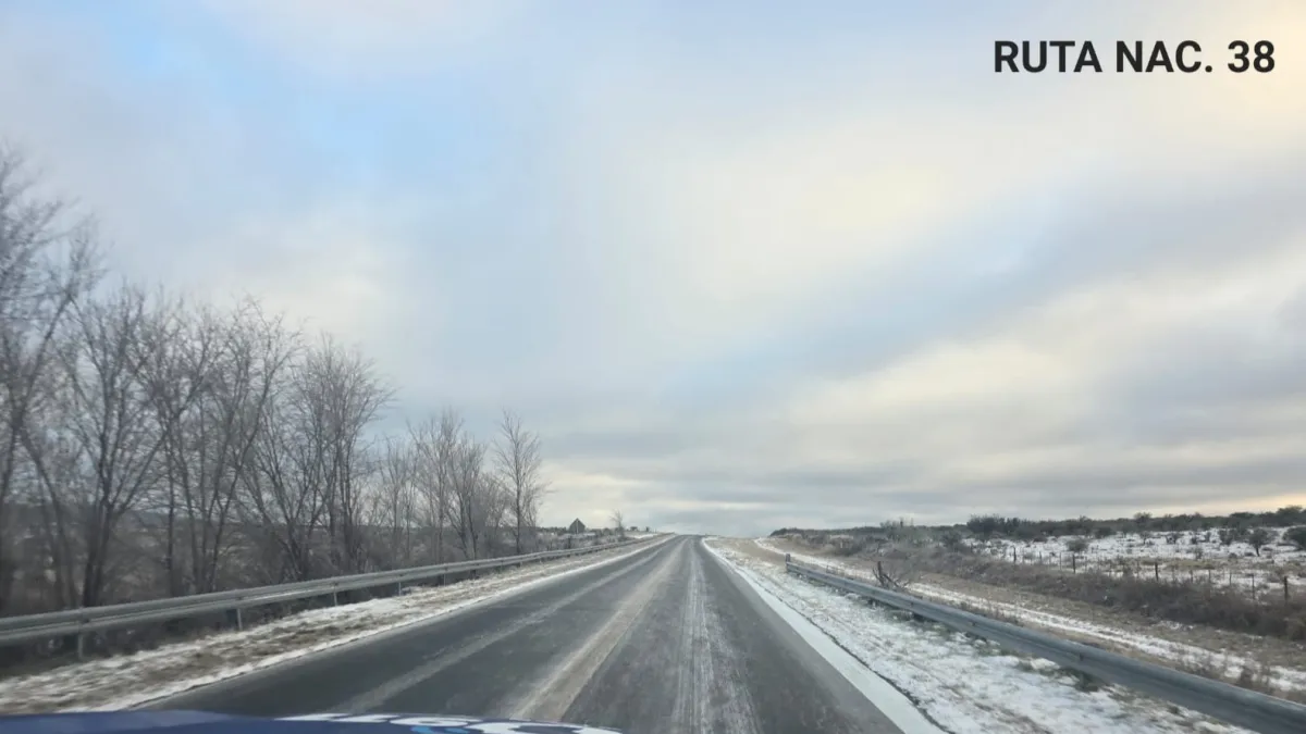 Corte total en rutas de la provincia por hielo sobre la calzada