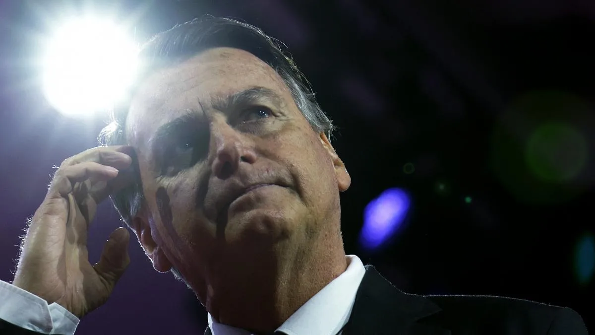 Jair Bolsonaro deberá cumplir prisión domiciliaria