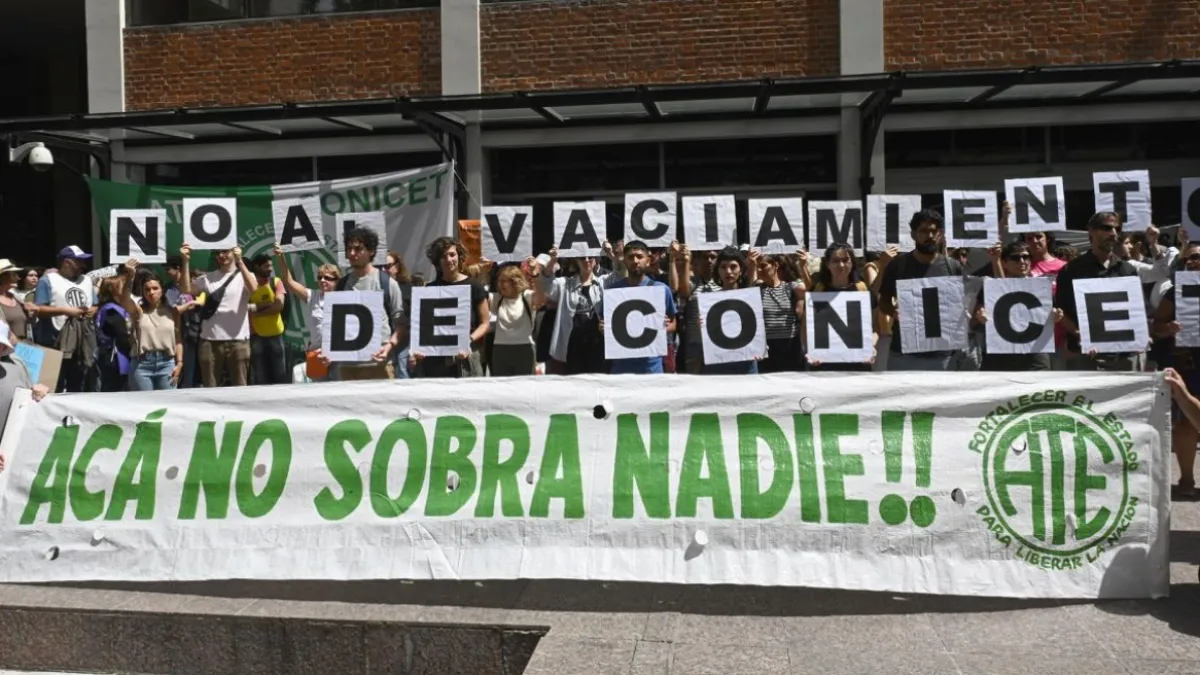 Investigadores del Conicet realizan una jornada nacional de lucha por salarios y estabilidad laboral