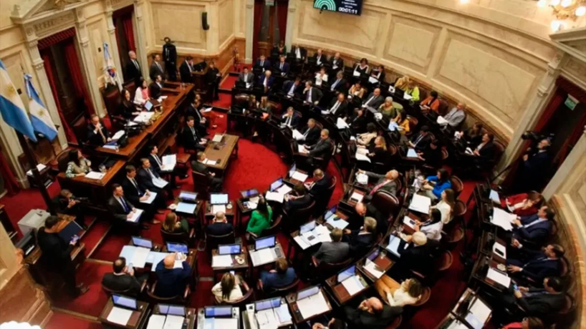 Nuevo aumento para senadores: pasarán a cobrar $10 millones de pesos desde noviembre