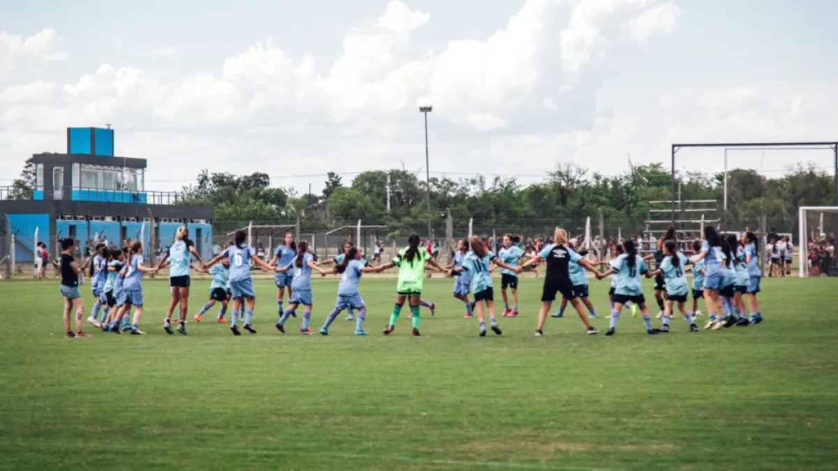 Presentan el primer campus formativo de fútbol femenino en Córdoba