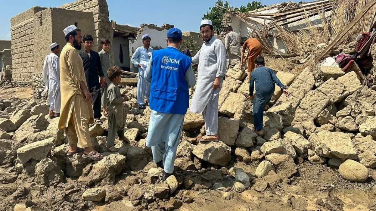 Un terremoto en Afganistán dejó al menos 812 muertos y 2.817 heridos