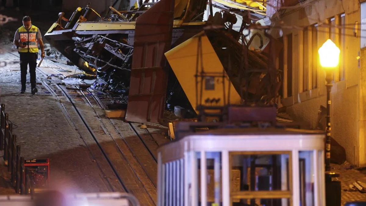 Tragedia en Lisboa: descarriló un funicular y hay al menos 17 muertos
