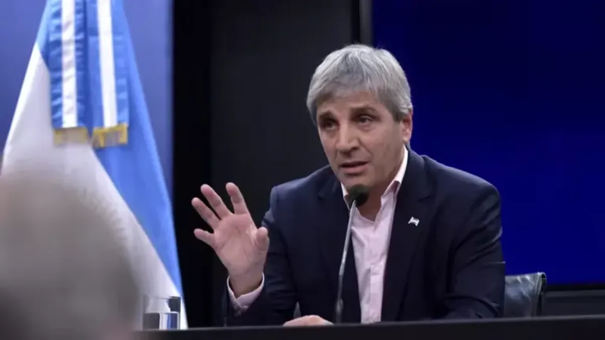 Luis Caputo: "Vamos a vender hasta el último dólar en el techo de la banda"