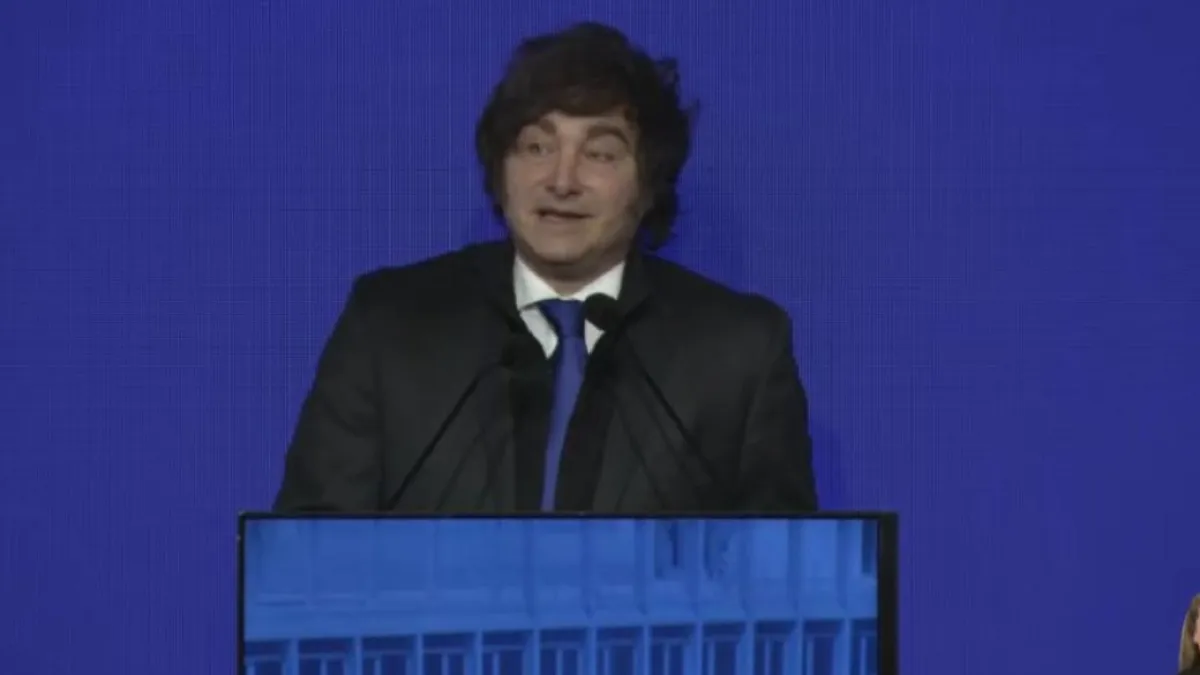 Javier Milei en la Bolsa de Comercio: "La Libertad Avanza va a pintar de violeta el país"