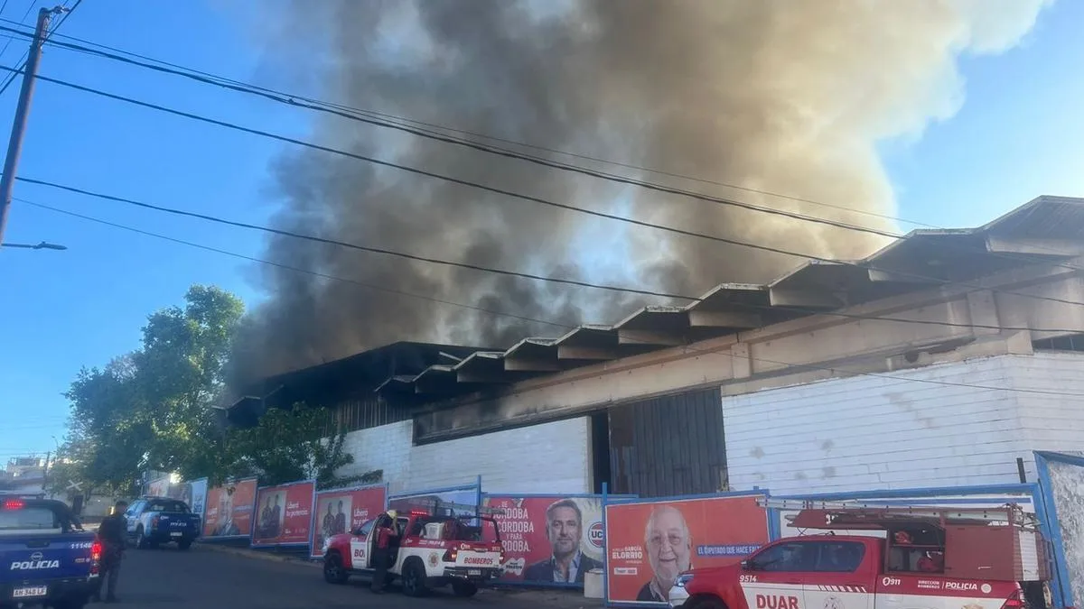 Incendio en un galpón del ex Mercado de Abasto