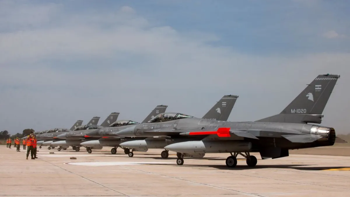 Qué países usan aviones de combate F-16 como los que compró Argentina