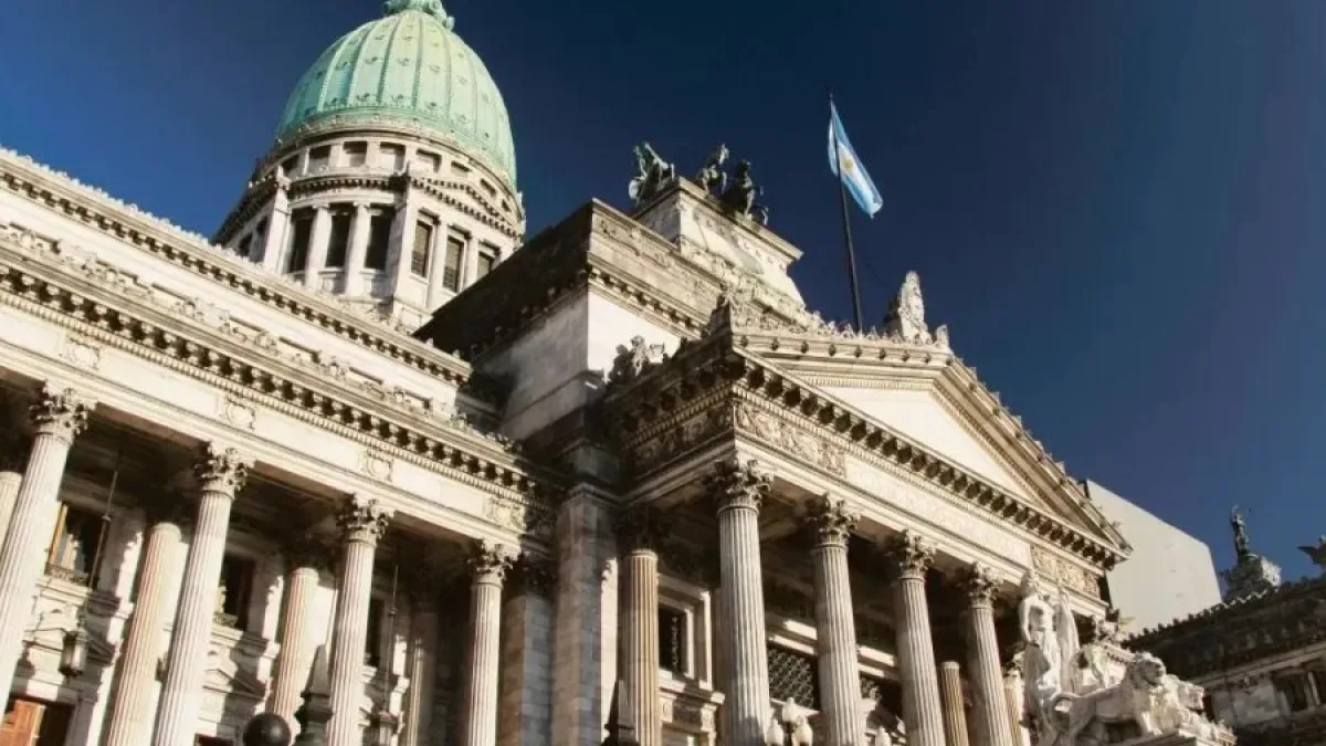 El oficialismo convocó a tratar el Presupuesto 2026