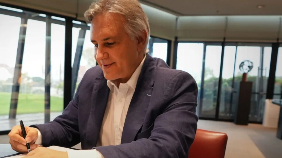 Llaryora presentó la Ley de Equidad Jubilatoria