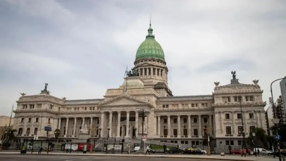Inician la sesiones extraordinarias en el Congreso con la reforma laboral en agenda