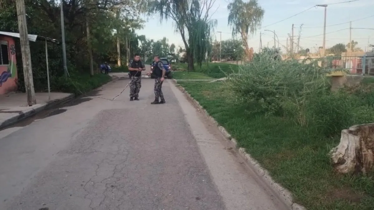Hallaron un cuerpo en avanzado estado de descomposición en el canal maestro