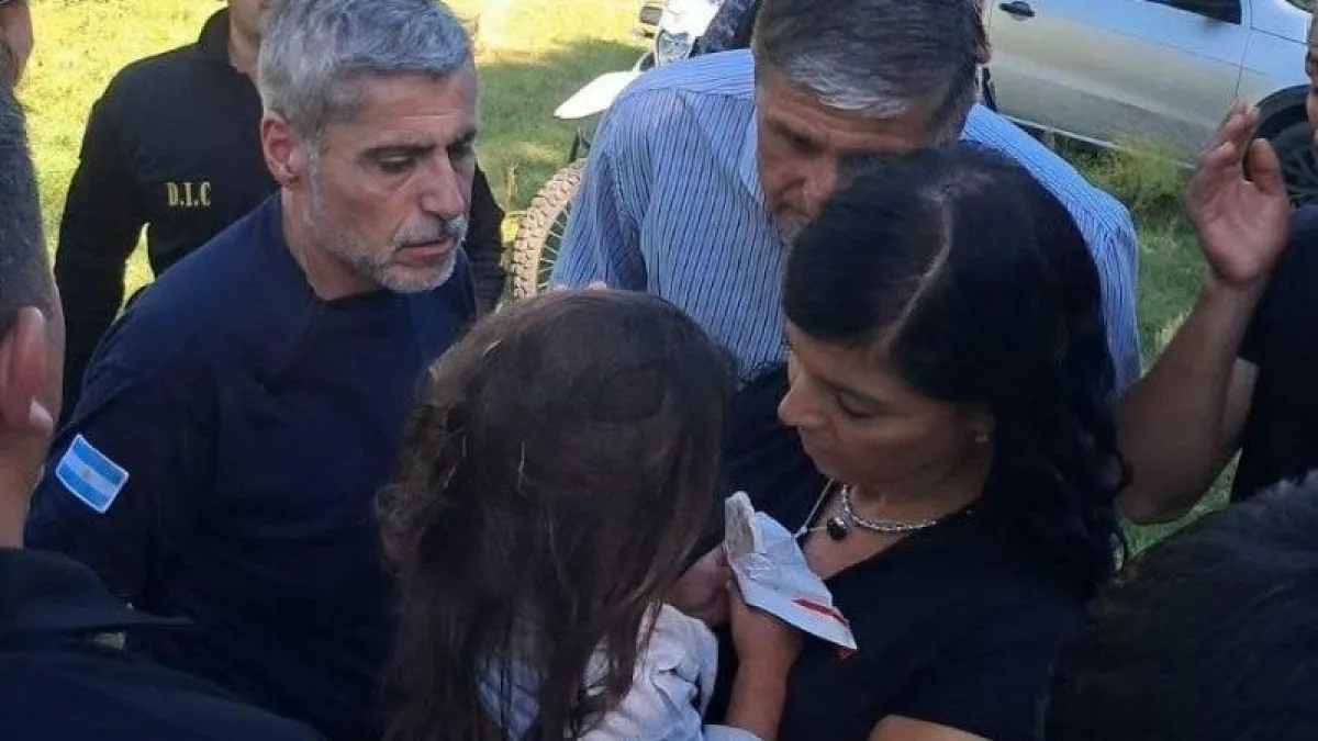 Hallaron con vida a Esmeralda, la nena desaparecida en Cosquín