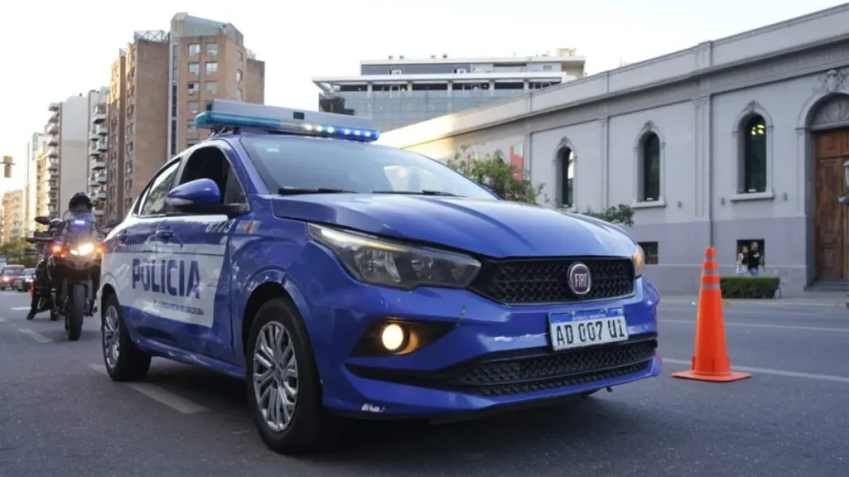 Una trabajadora de limpieza fue apuñalada en la entrada de un edificio en Nueva Córdoba